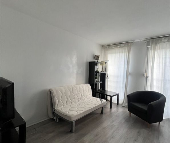 Photo Studio meublé – Secteur Polyclinique du parc